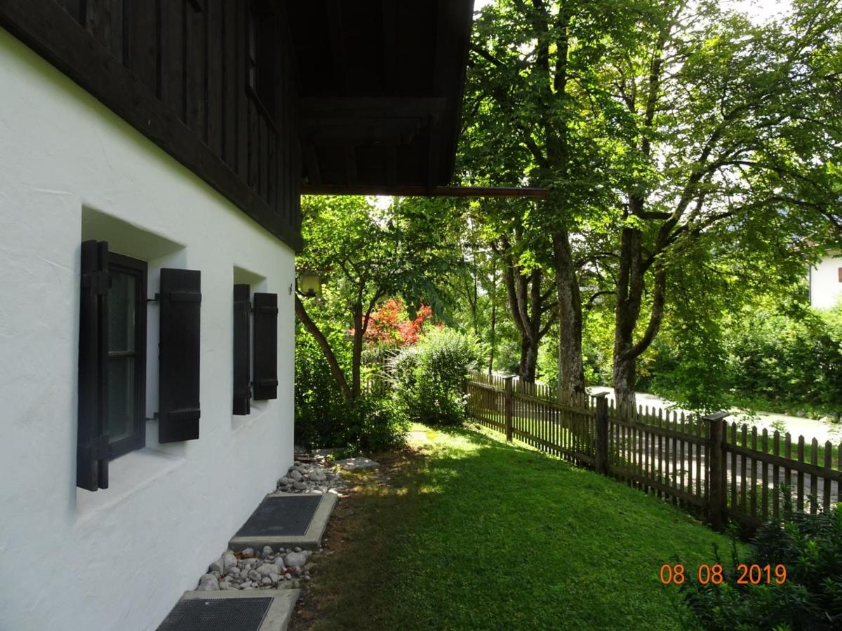 Huge And Calm Apartment In Central Garmisch エクステリア 写真